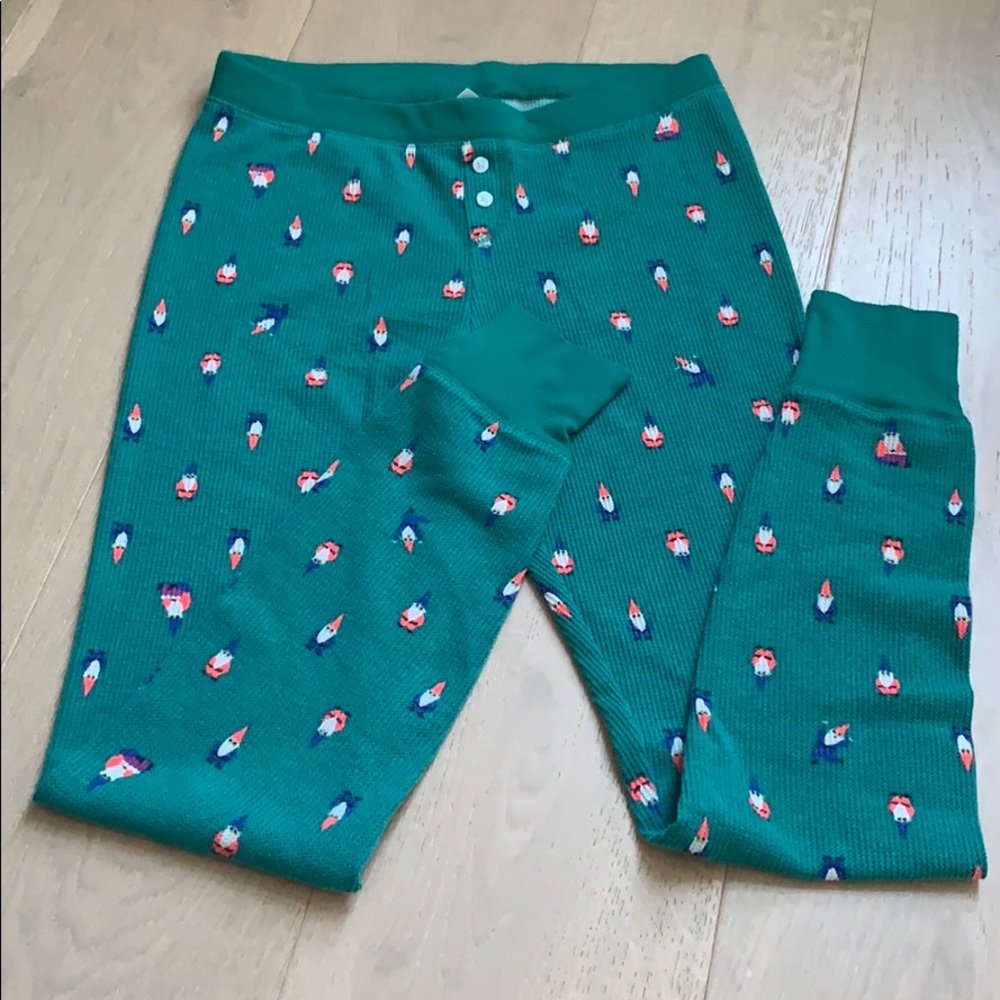 ✨ Old Navy Gnome Print PJ Pants in Green ✨